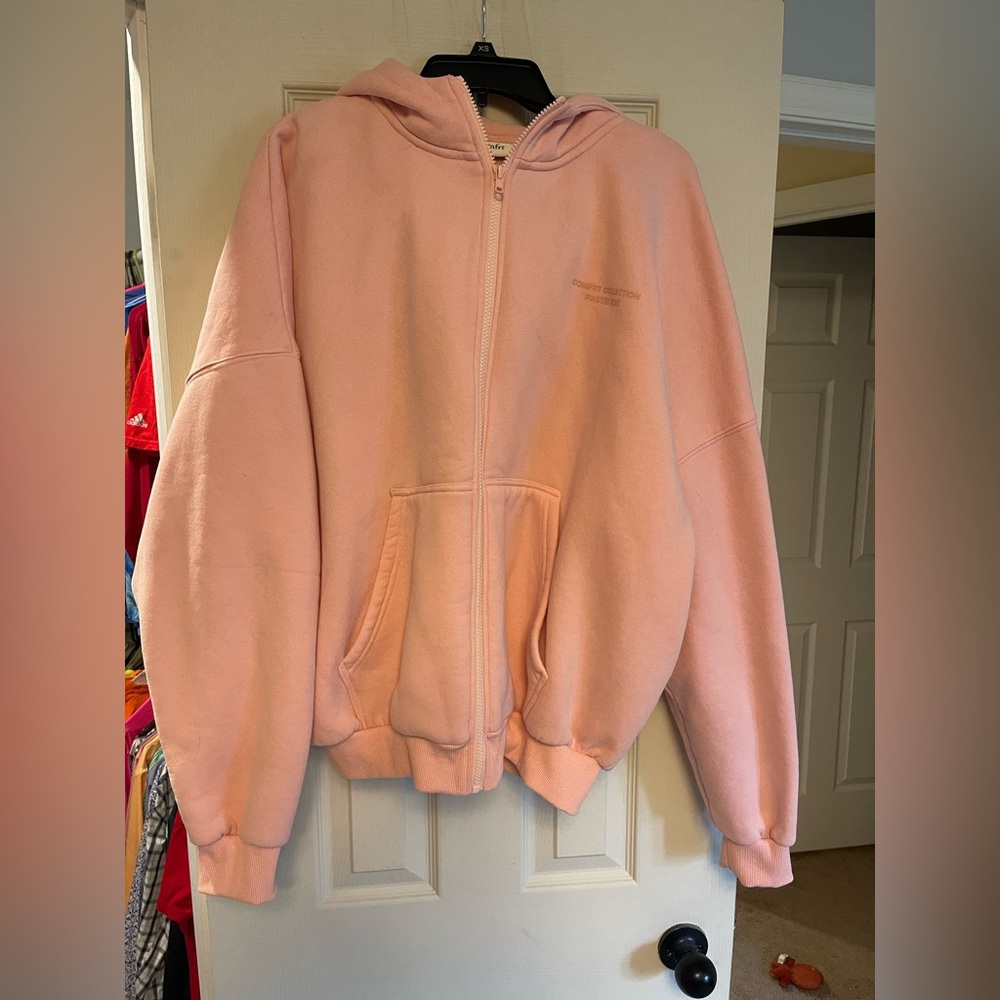 Light Pink Zip-Up Hoodie - Women's Full-Zip Hooded Sweatshirt